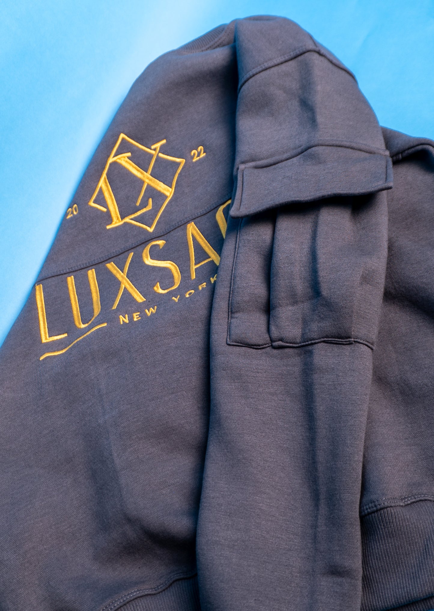 Luxsace Sweatshirts
